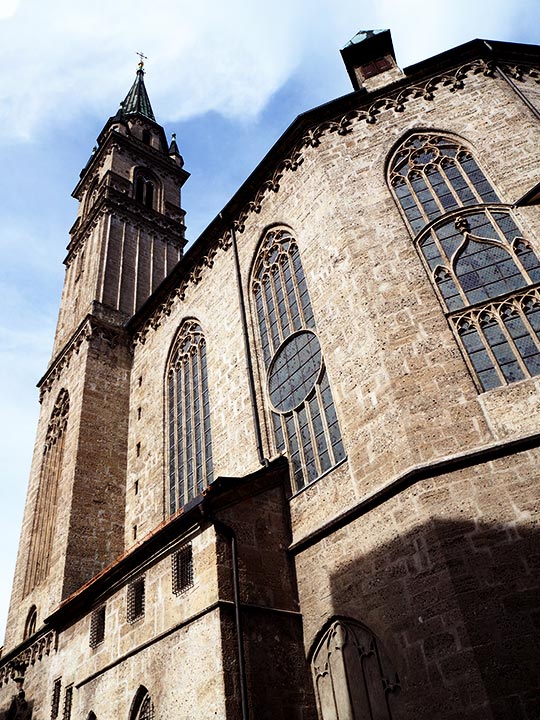 ザルツブルク観光　 フランツィスカーナー教会