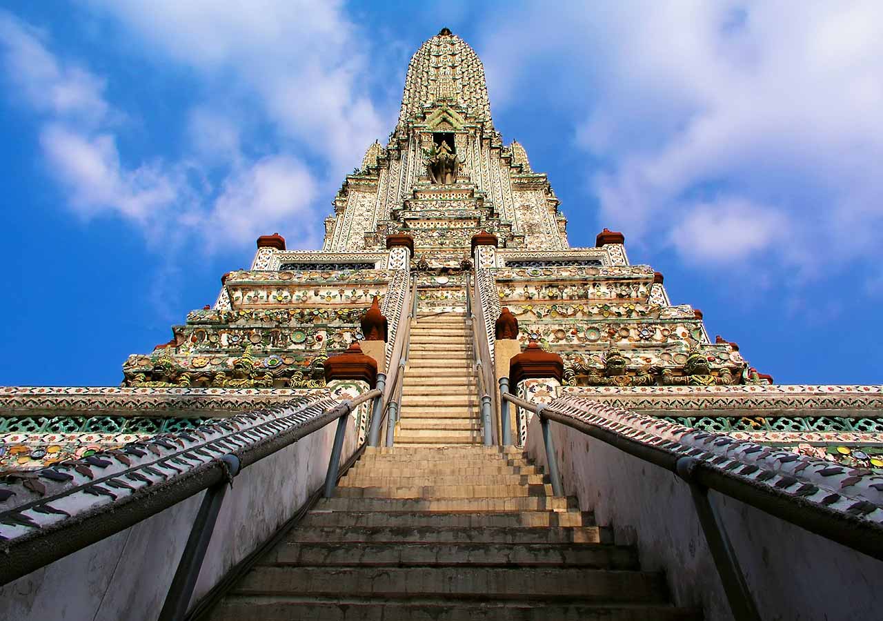 バンコク観光　ワットアルン（Wat Arun）