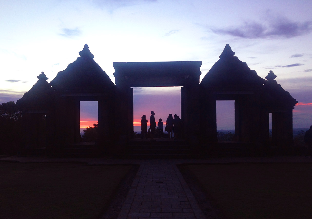 ボロブドゥール観光　ボコの丘（Ratu Boko Temple）