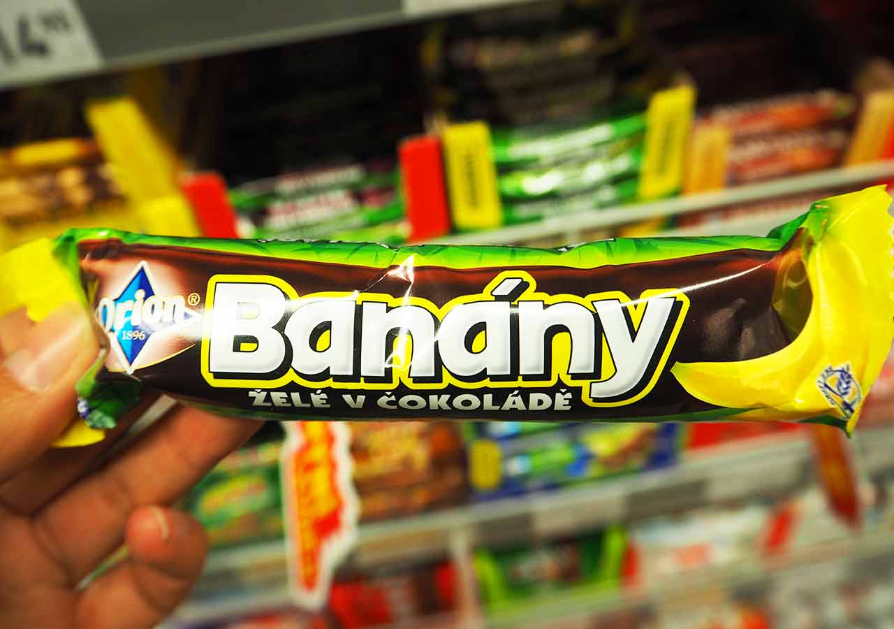 チェコ・プラハのお土産　スーパーのお菓子　バナニー（Banany）