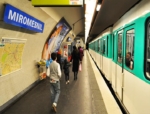 「パリの地下鉄（メトロ）の乗り方完全ガイド！チケットの料金・買い方、治安など」　トップ画像