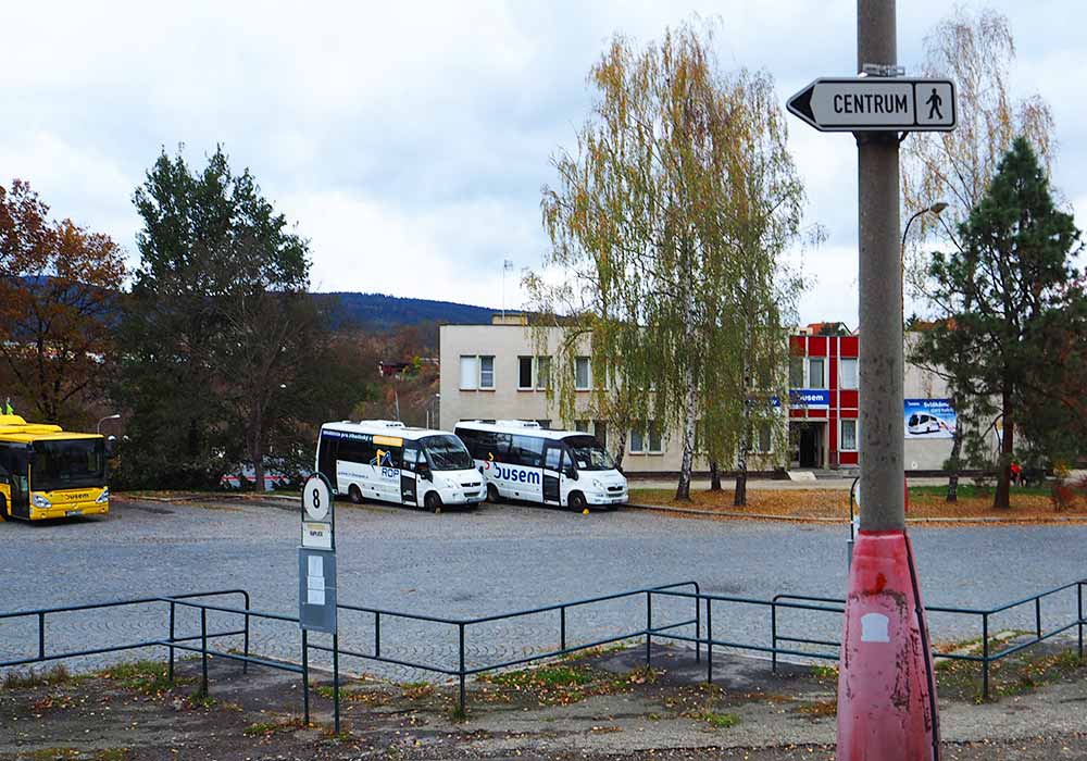 チェコ観光　チェスキークルムロフの行き方　Student AgencyのRegioJetのバス降車駅