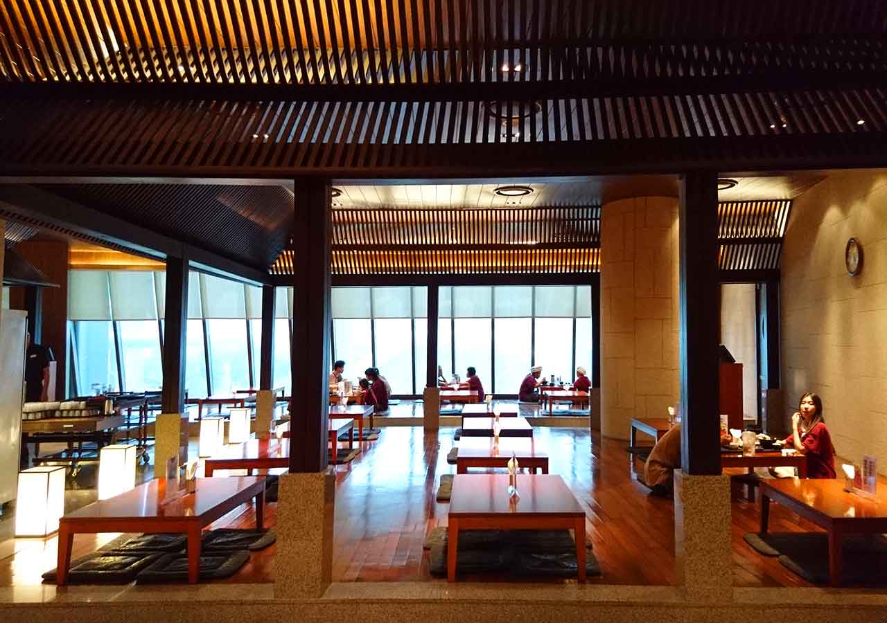 釜山観光　新世界スパランド　レストラン