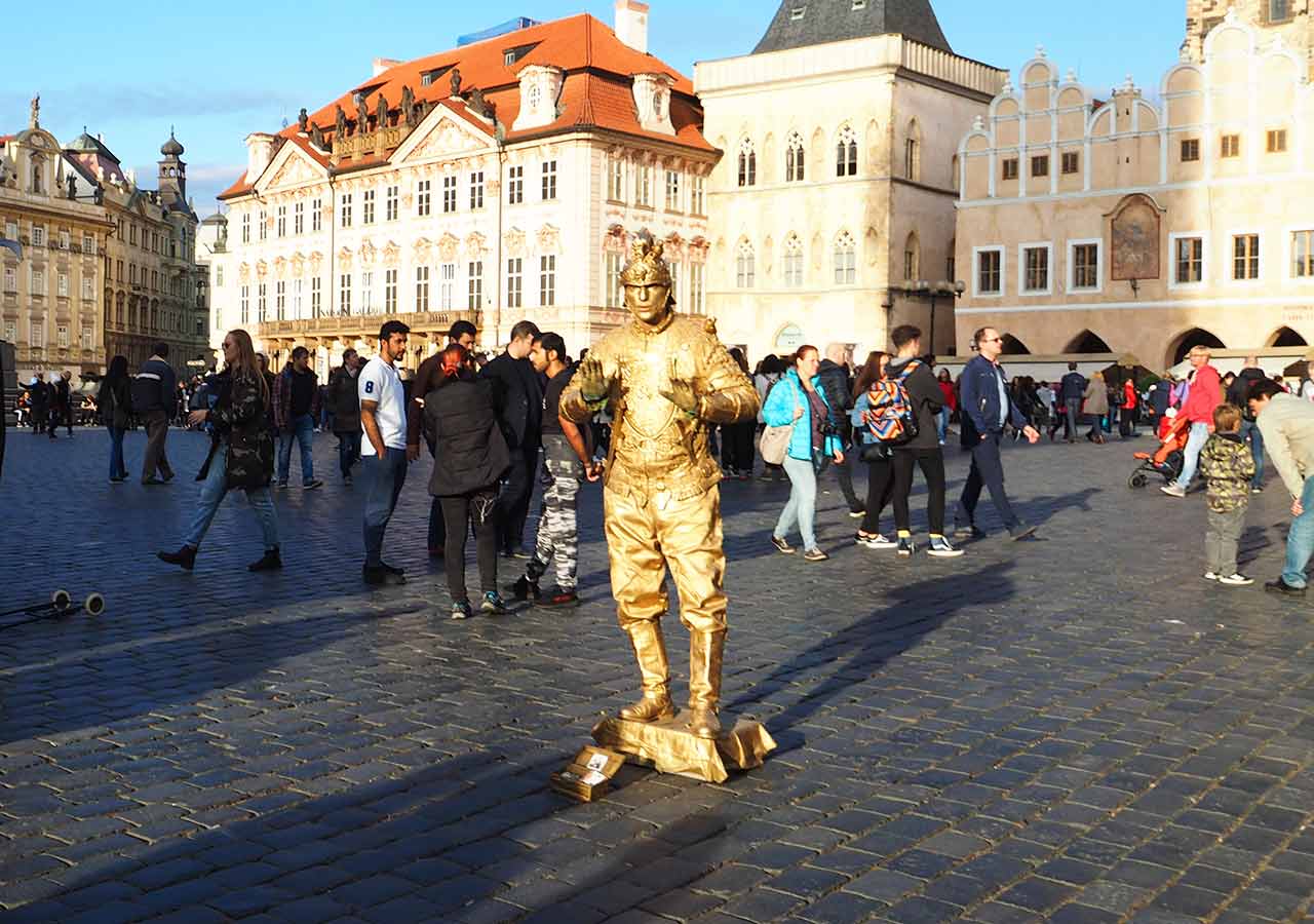 プラハの旧市街広場を徹底解剖 世界遺産の広場を徒歩で散策しよう Nicolenaworld ニコレナワールド