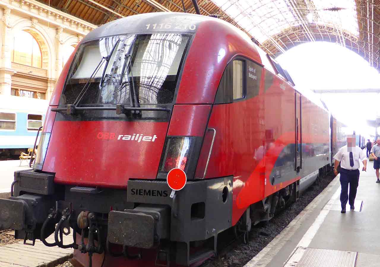 ミュンヘンからウィーンの移動方法　レイルジェット（Railjet）の画像