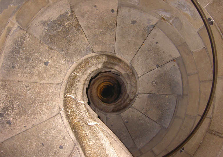 バルセロナ観光　サグラダファミリア（Sagrada Familia）塔の螺旋階段