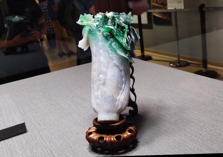 台北　国立故宮博物館の翠玉白菜（Jadeite Cabbage）