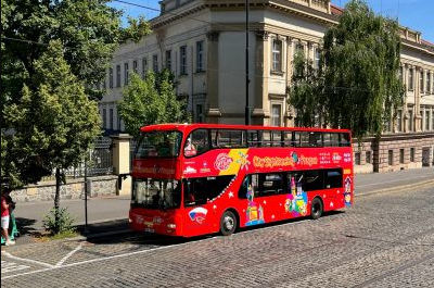 プラハ観光　乗り降り自由な観光バス