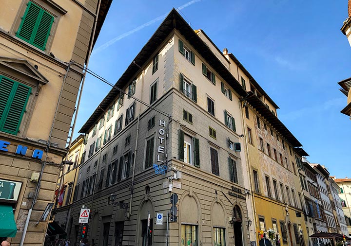 フィレンツェ　サンタ・マリア・ノヴェッラ駅周辺のホテル　ホテル パラッツォ ベンチ（Hotel Palazzo Benci）