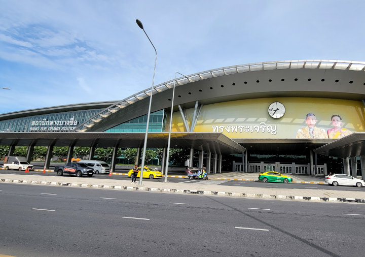 クルンテープ・アピワット中央駅(Krung Thep Aphiwat)＝Bang Sue Grand Station