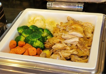 bangkok-hotel-clover-asoke-breakfast-hotmeal-1 ホテルクローバーアソークバンコク 朝食の温かい料理