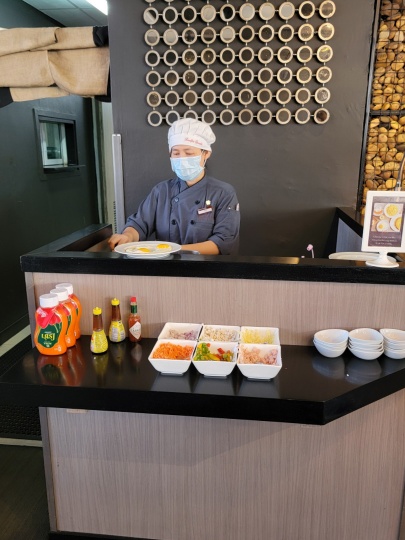 bangkok-hotel-clover-asoke-breakfast-live-kitchen-eggs-2 ホテルクローバーアソークバンコク 朝食の卵料理のライブキッチン