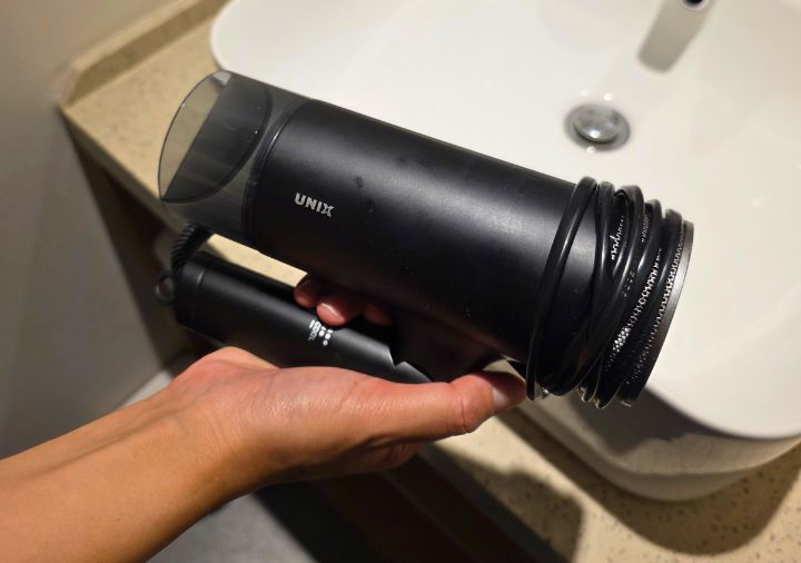 henn-na-hotel-seoul-myeongdong-room-haridryer 変なホテルソウル明洞 ツインルームのヘアドライヤー