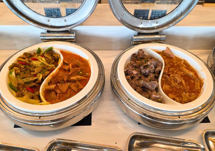 radisson-hotel-danang-breakfast-buffet-hotmeal ラディソン ホテル ダナン 朝食ビュッフェ ホットミール